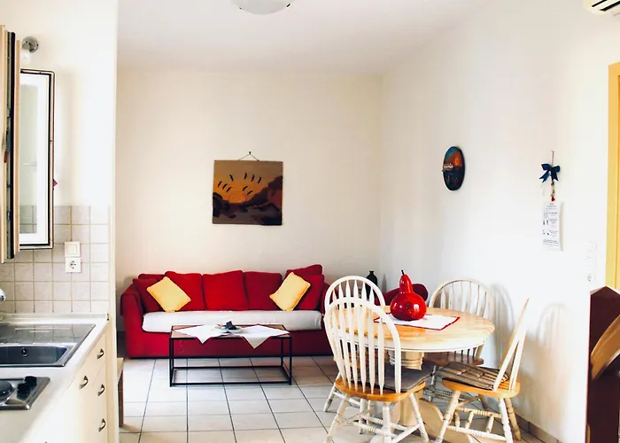 Astyvillas * ليفاذيا أستيبالياس